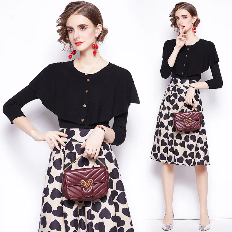 

Simgent Two Piece Set Women Skirt Heart Print +Floark Shoulder Single Breasted Three Quarter Sleeve Sleeve Knitted Tops SG010084