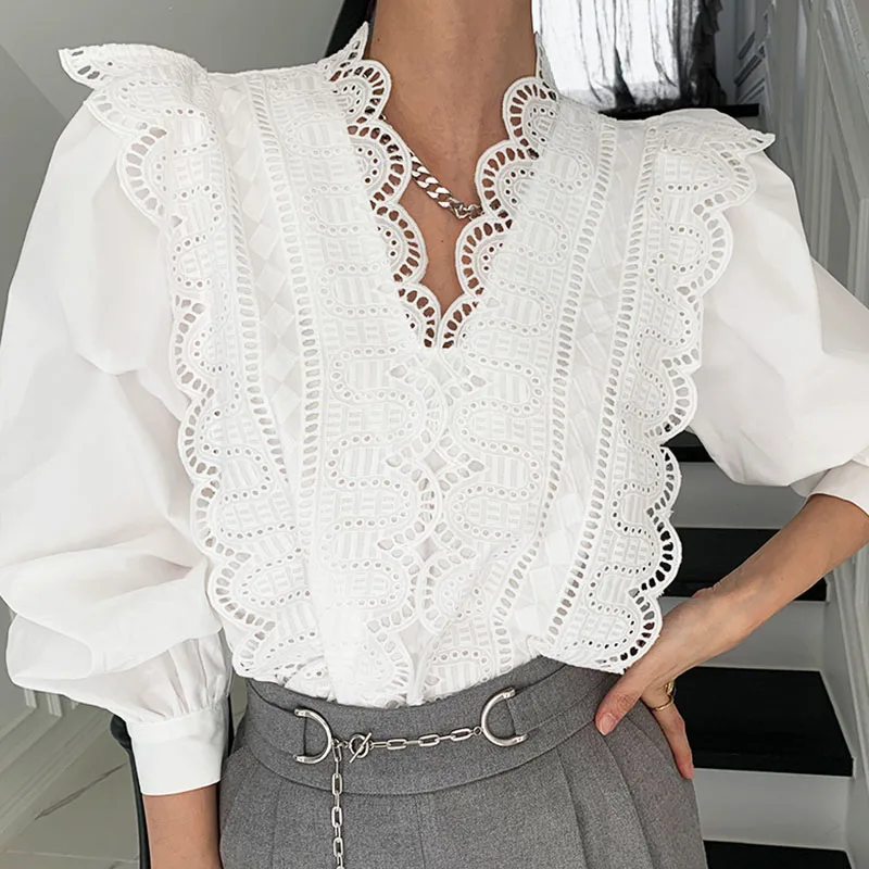 

Элегантные кружевные белые женские рубашки, Летний Новый дизайн 2021, v-образный вырез, пышные рукава, тонкая Лоскутная офисная Дамская верхня...