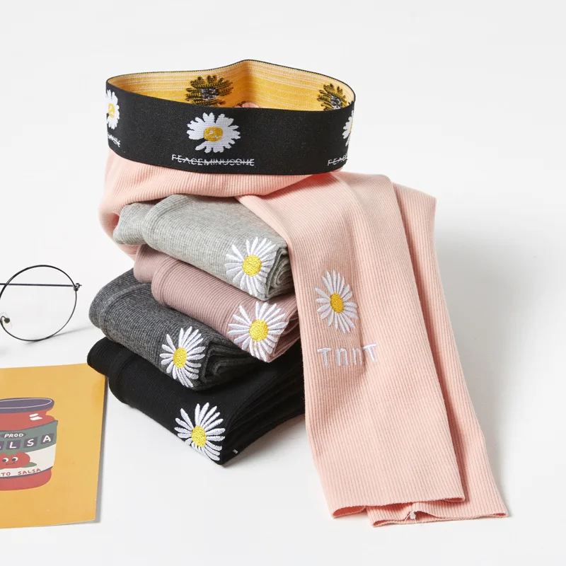 

Леггинсы для девочек, детские хлопковые эластичные штаны, брюки с маленькими маргаритками, спортивные Леггинсы в полоску, новинка 2020 года, б...