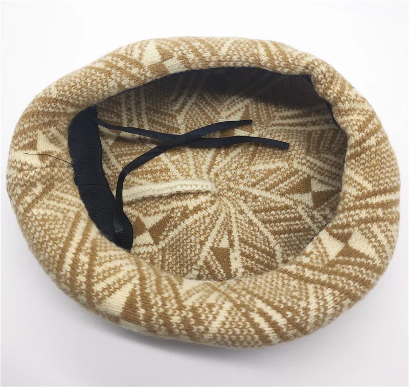 New Hot Casual Cotton Beret Cap Women's Outdoor Wool Floral Plaid Printed Artist Cap Pumpkin Hat Gorros
