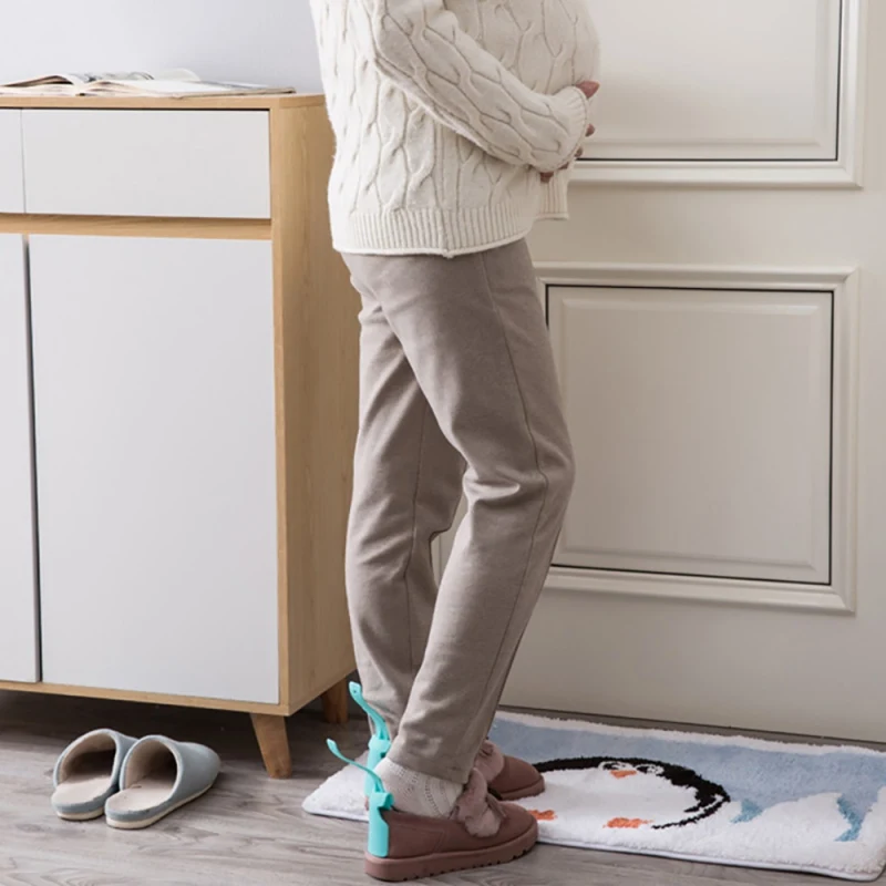 Одна пара ленивых носков для всех возрастов легко надевать и снимать обувь