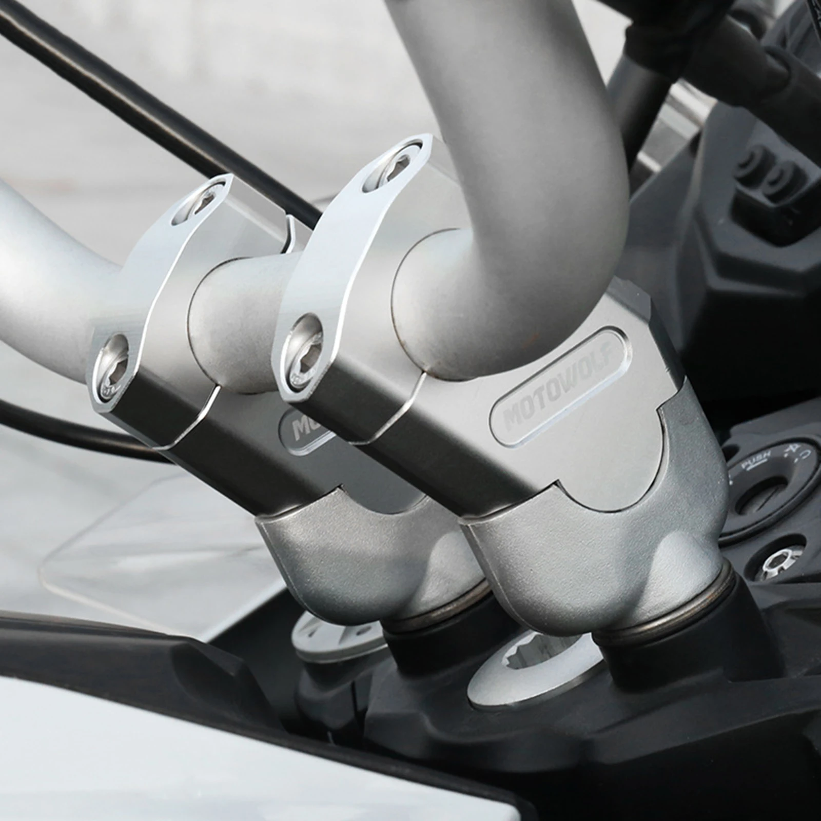 

Motorcycle Handle Bar Handlebar Adjustable Adapter Risers Universal 7/8"