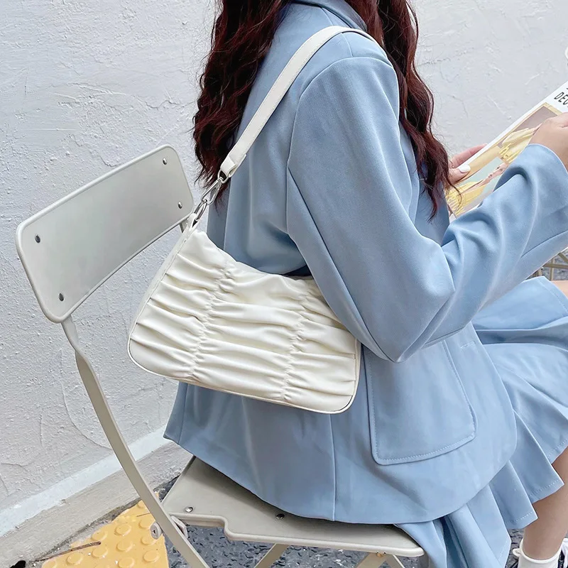

Baguette Bags Underarm Ladies Vintage Fold Cloud White Black Elegant Handbags Shoulder Bag Women Cross Body Bag Leather Designer