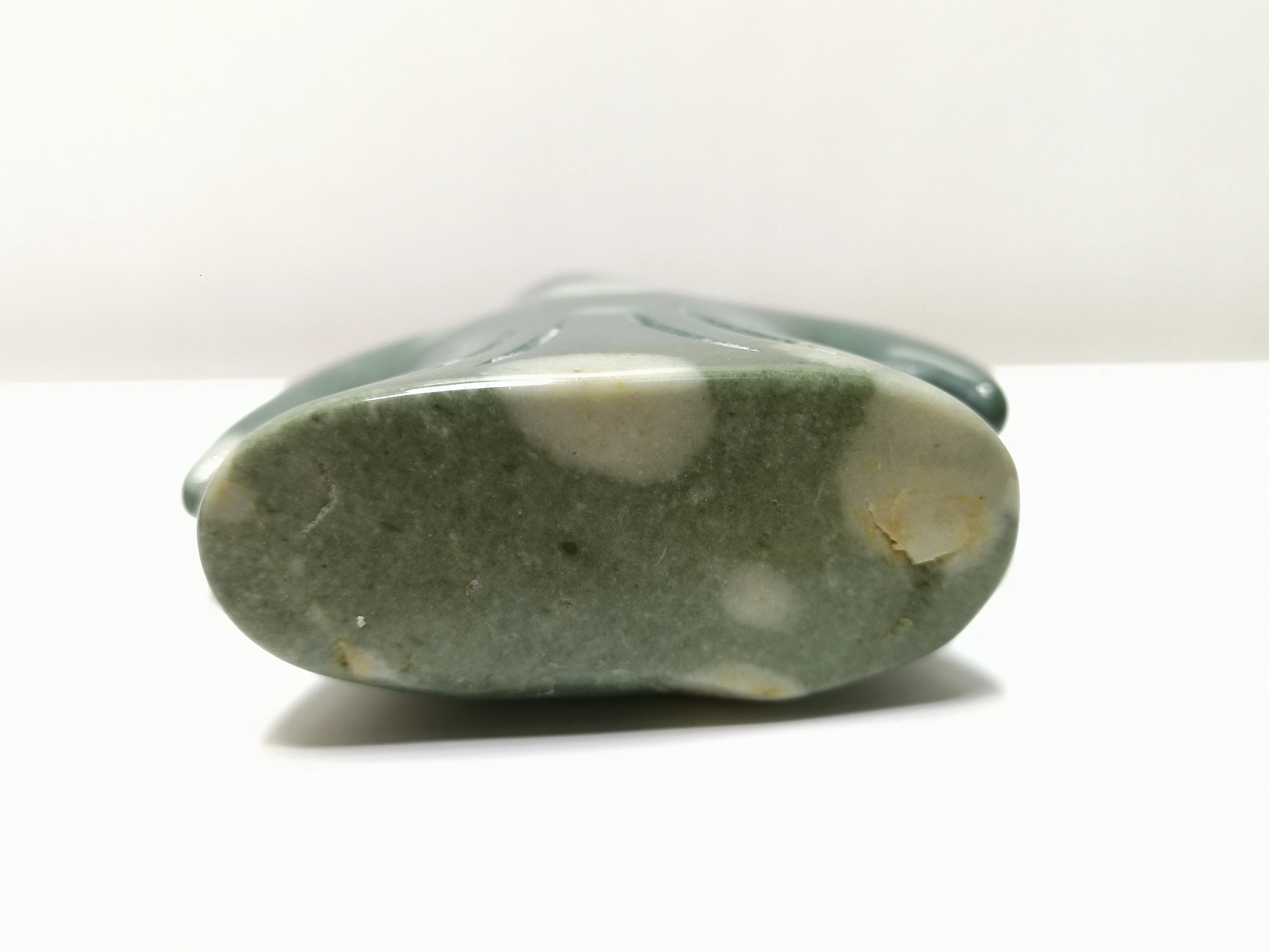 65,2 г; Натуральный зеленый опал, вырезанный Призрак с кристаллами, волшебная энергия-01 от AliExpress WW