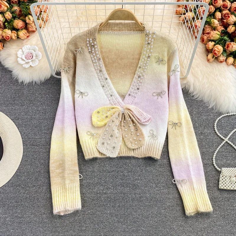 

Autumn Winter Metal Bow Beading Pearl Long Sleeve Knitted Pullover Sweater Short Top Women Chic Deep V-neck Pull Femme