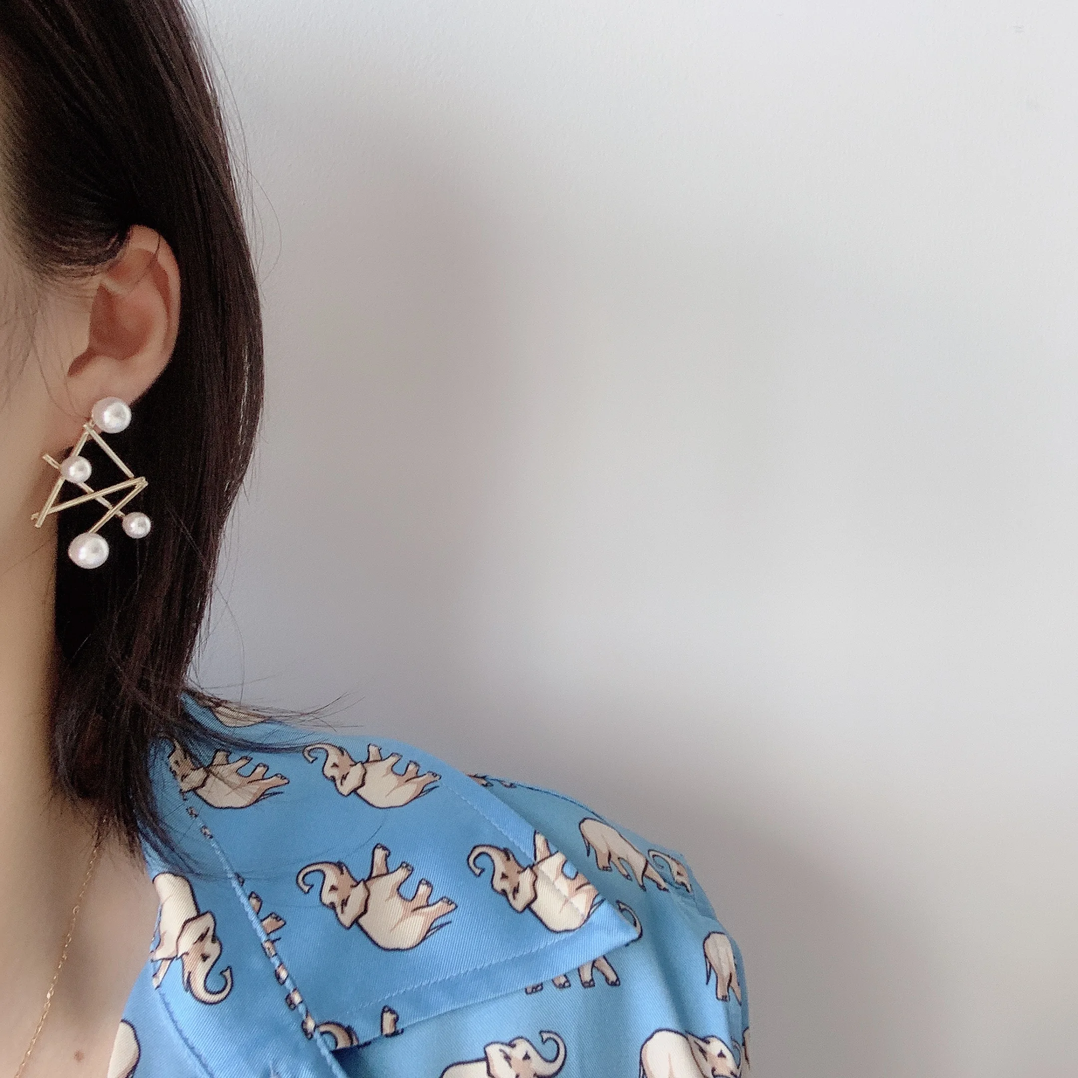 Neatear дизайнерские серьги с жемчугом металлические неправильные квадратные