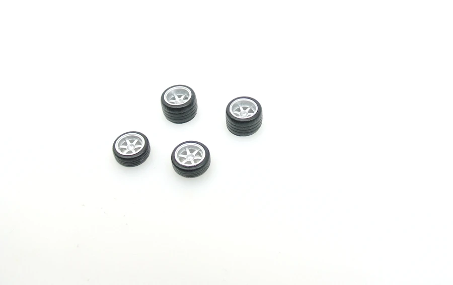

1/64 Scale Die-casting Resin Sports Car Wheels And Tires, A Set Of 4 Car Models Garage Site Display