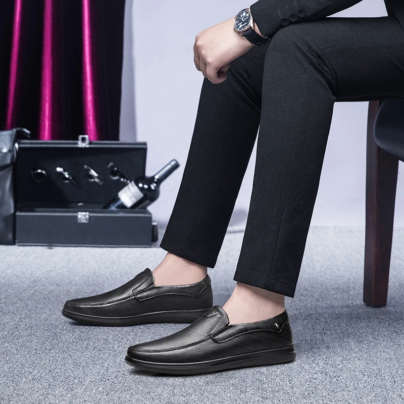 

Men's Slip-on Breathable Leather Flat Loafers Fashion Design Luxury Casual Business Driving Shoes Mens Loafers Shoes for Men