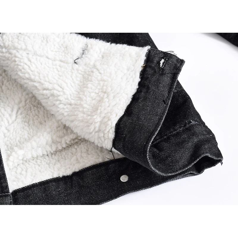 Мужская джинсовая куртка с бархатным утеплителем черная приталенная из