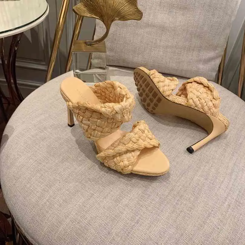 

Luxury New Fashion Weave Mules Women Square Toe High Heels Casual Shoes Women Slide 2021 Summer Flip Flops Beach Sandal Slipper