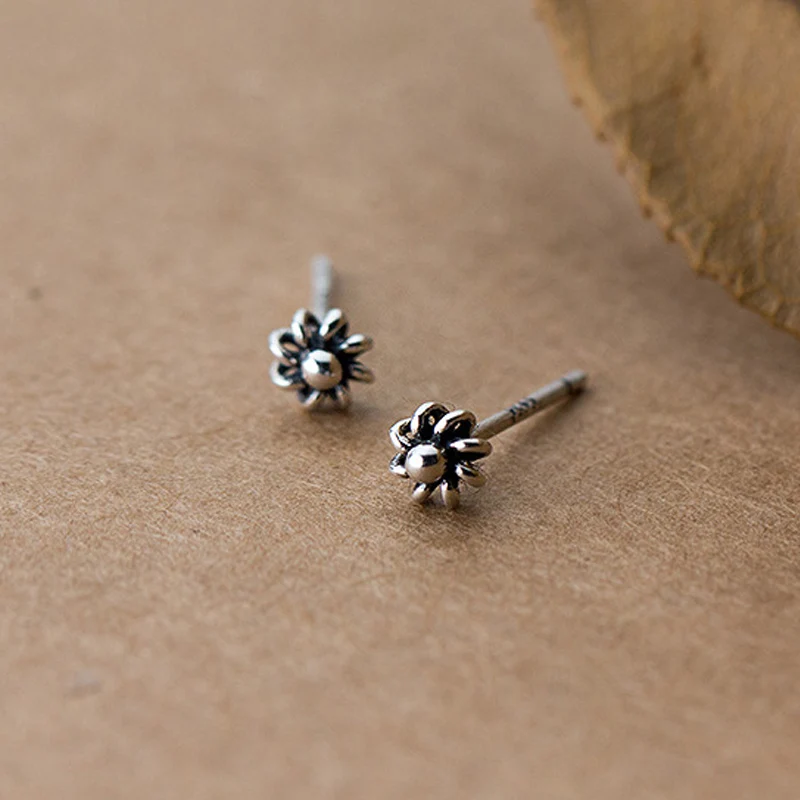 

La Monada Small Flower Earrings For Women Fashion Silver Stud Earrings Women Silver Ear Piercing Silver 925 Jewelry Retro Black