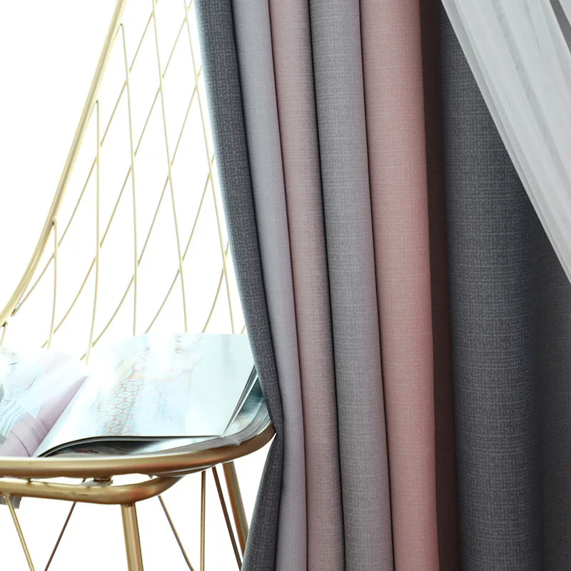 Затемняющие шторы в скандинавском стиле с градиентными полосками и полыми