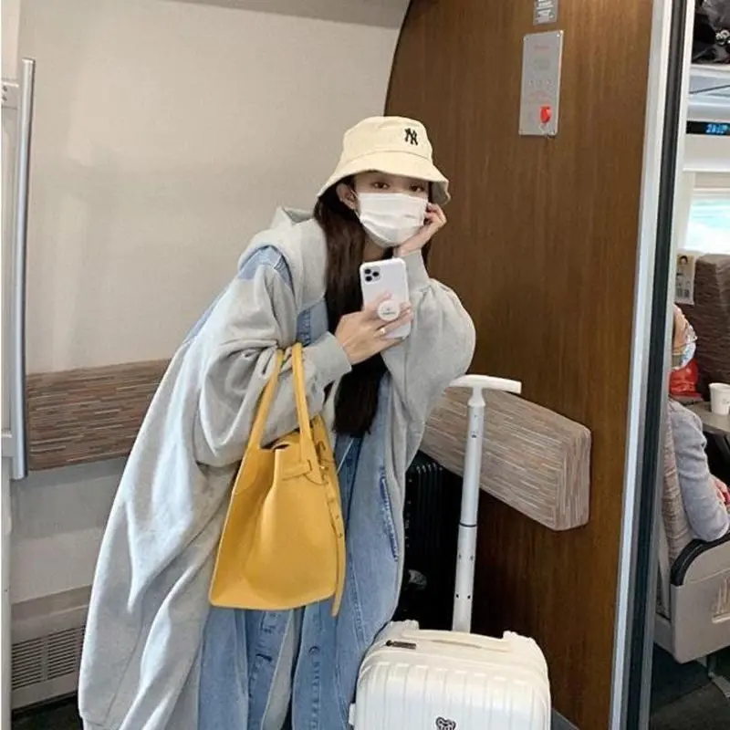 Женская джинсовая куртка с капюшоном повседневная куртка-бомбер оверсайз