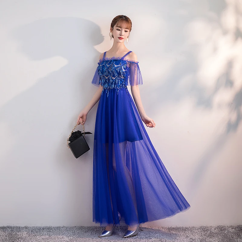 Женское длинное платье из фатина красное для выпускного вечера с блестками