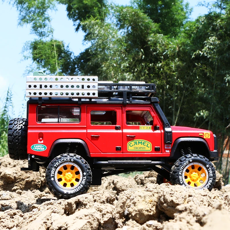 1:28 желтовато коричневый чашка Land Rover Defender сплав гоночный автомобиль модель Diecasts