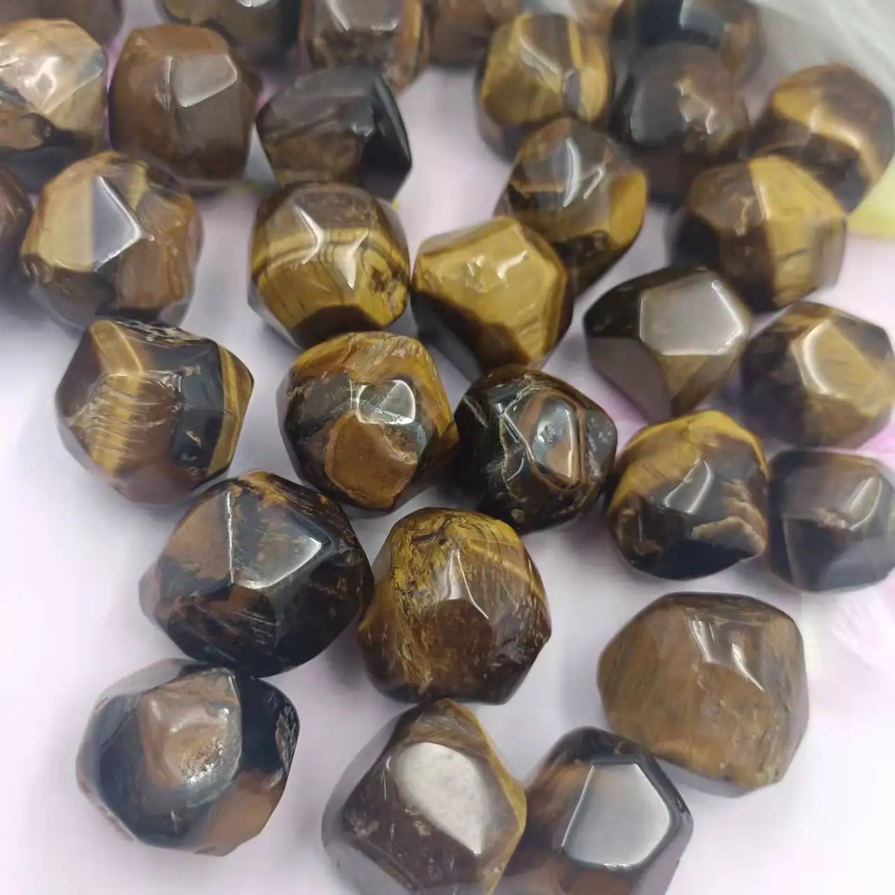 

Natural Yellow Tiger Eye Polyhedron Tumble Crystal Quartz Energy Mineral Aquarium Decoration Office Accessories