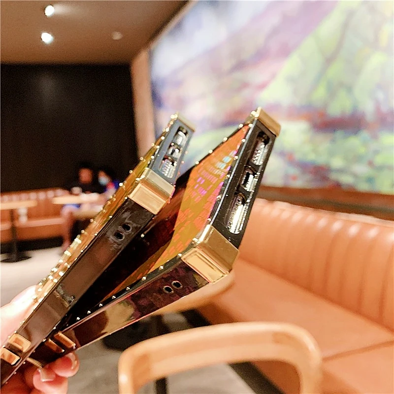 

Luxury Vintage Snakeskin Pattern Blu-ray Square Phone Case For iphone 12Pro MAX 11 X 6 7 8 Plus XR Xs Max Snake Skin Soft Cover