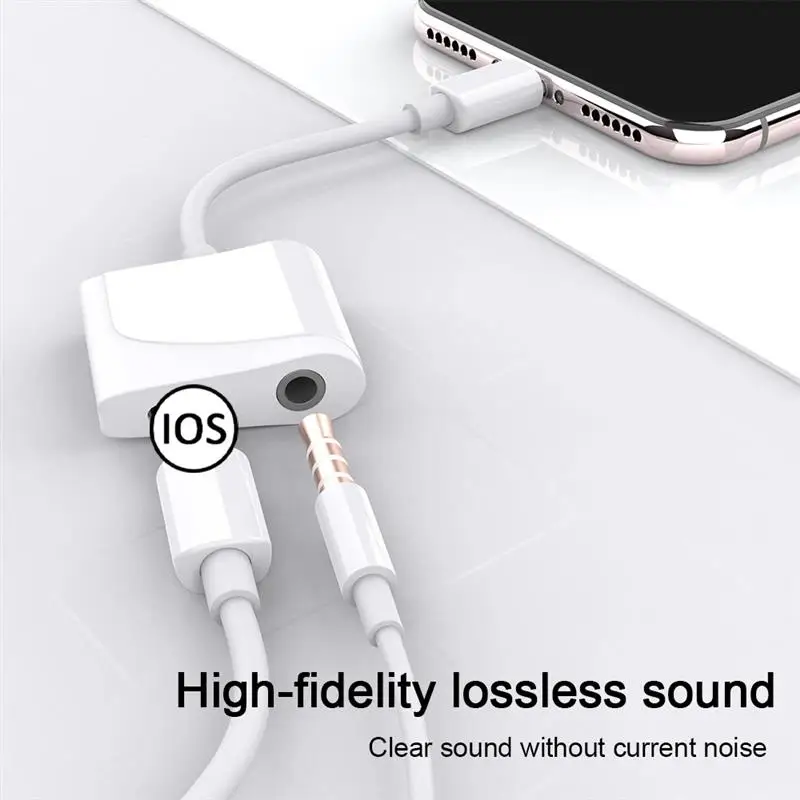 

Brand New 2 In 1 Audio Adapter Charging Earphone Cable Aux 3.5 Mm Jack / Dual IOS Interface Splitter For IPhone 12 IOS 14 System