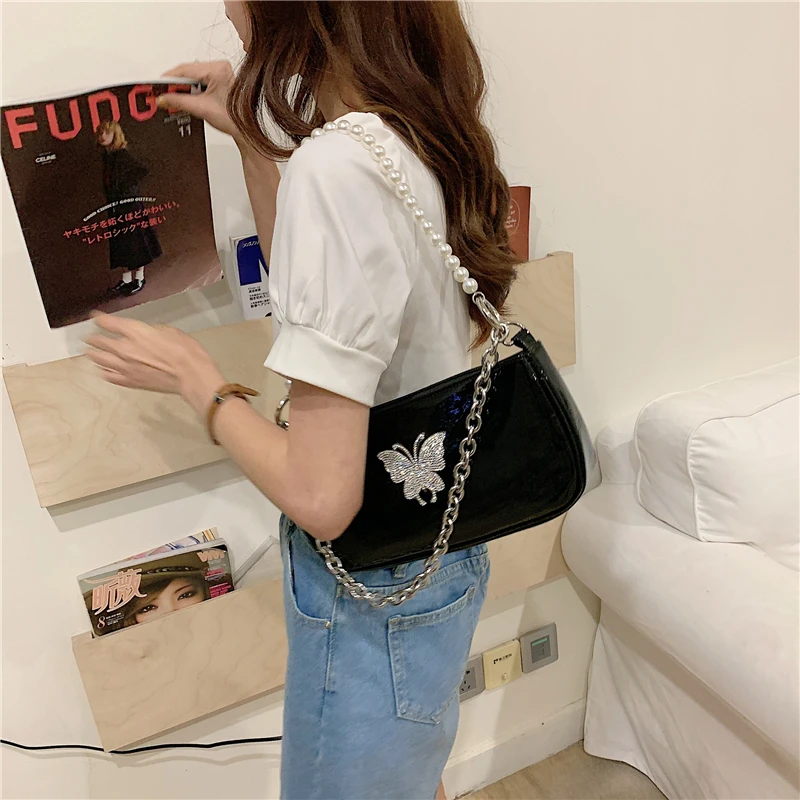 

Niche design bag women's 2020 new one shoulder handbag inlaid with diamond butterfly underarm bag pearl chain simple bag