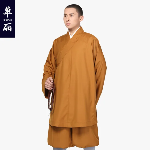 Пост 2024 для монахов. Монашеская одежда. Одежда китайского монаха. Монашеские одежды в Китае. Одежда монахов Золотая.