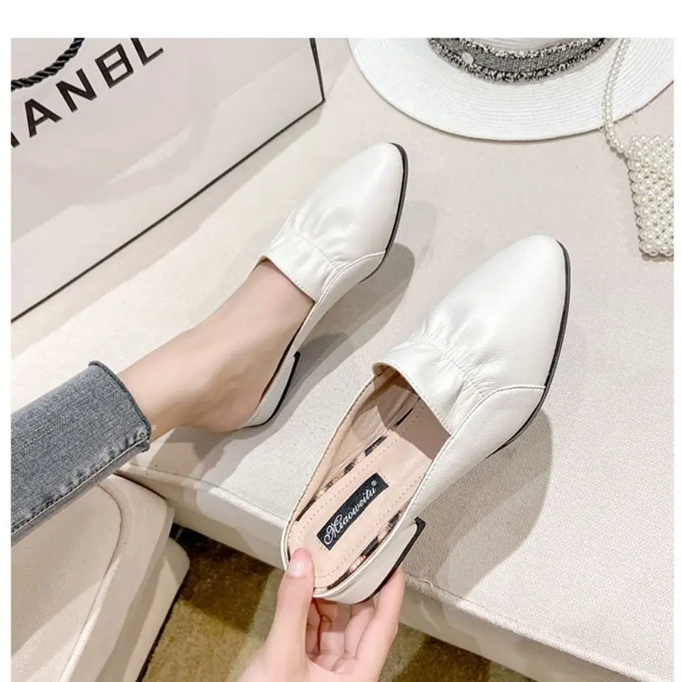 

Women's Shoes