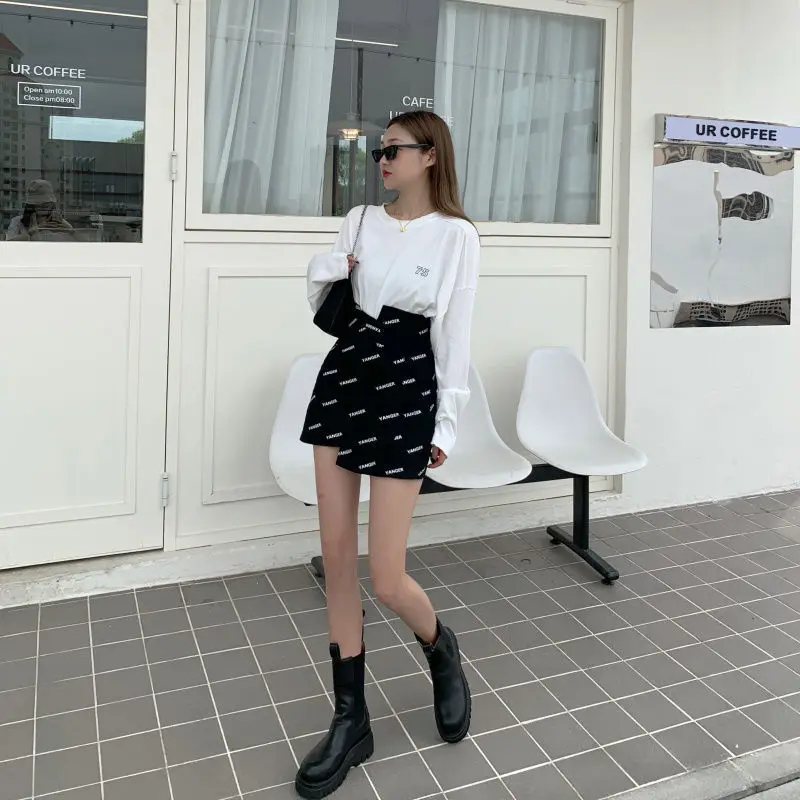 

Толстая мм Асимметричная юбка с разрезом аккуратная граффити юбка с принтом в виде букв светильник привычный ветер большой размер бедра юб...