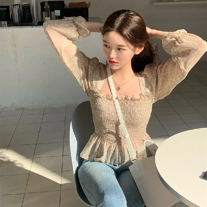 Блузка женская шифоновая с цветочным принтом длинным рукавом и квадратным