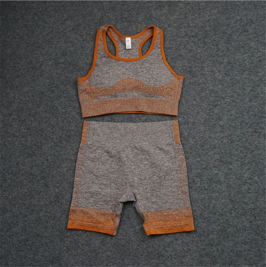 

Yoga hot style seamless quick-drying hip-lifting fitness tights sports two-piece yoga suit DS41