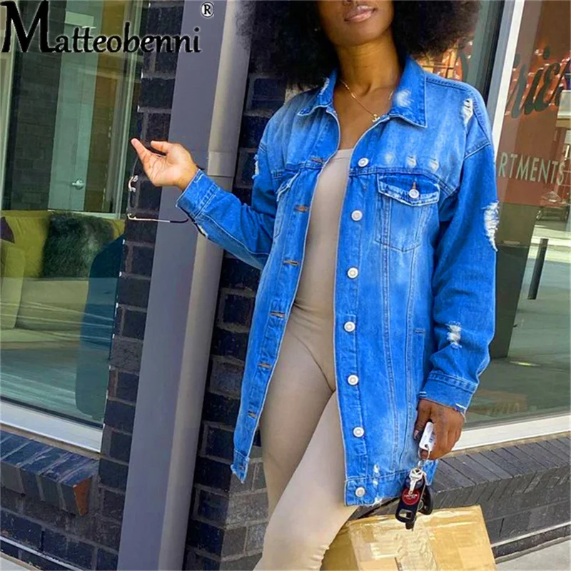 Женская джинсовая куртка с дырками свободная бойфренда из денима длинным