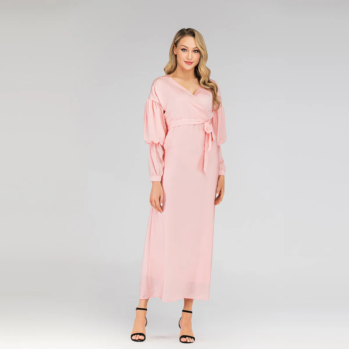 Женское приталенное платье в мусульманском стиле с v образным вырезом и длинными