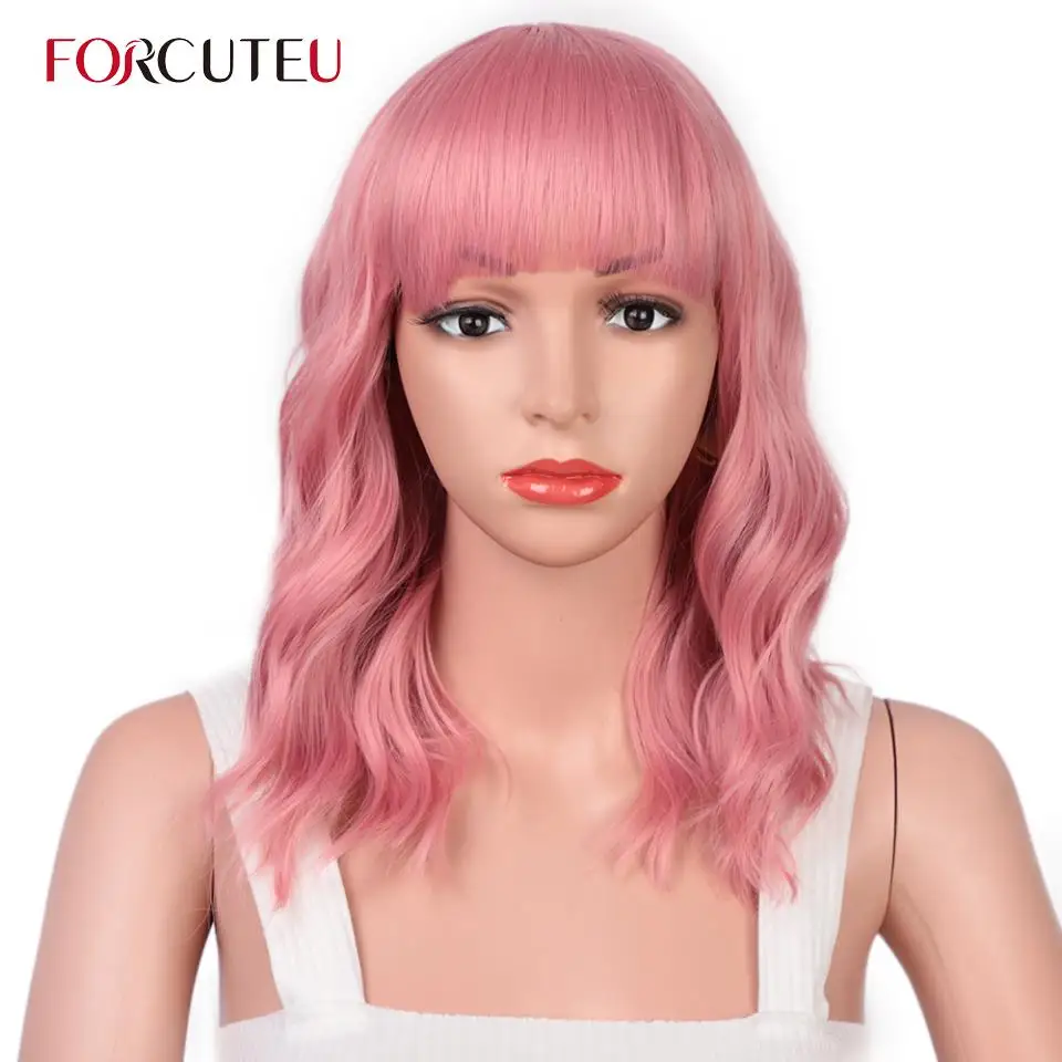 

FORCUTEU Synthetic Wavy Wig With Air Bangs Short Bob Pink Wig Curly Wavy Shoulder Length Pastel Bob Cosplay Wig