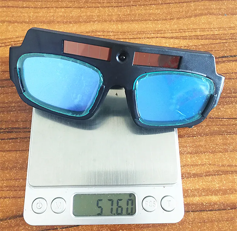 

Solar Powered Auto Darkening Welding Goggle Welder Glasses Arc PC Lens Great Goggles For Welding Protection