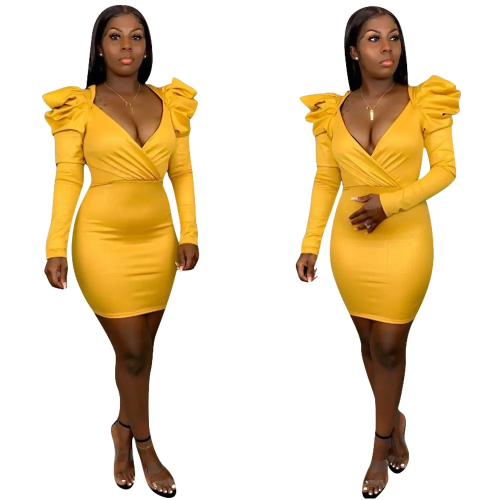 Сексуальное платье с v-образным вырезом и длинными рукавами-фонариками черное