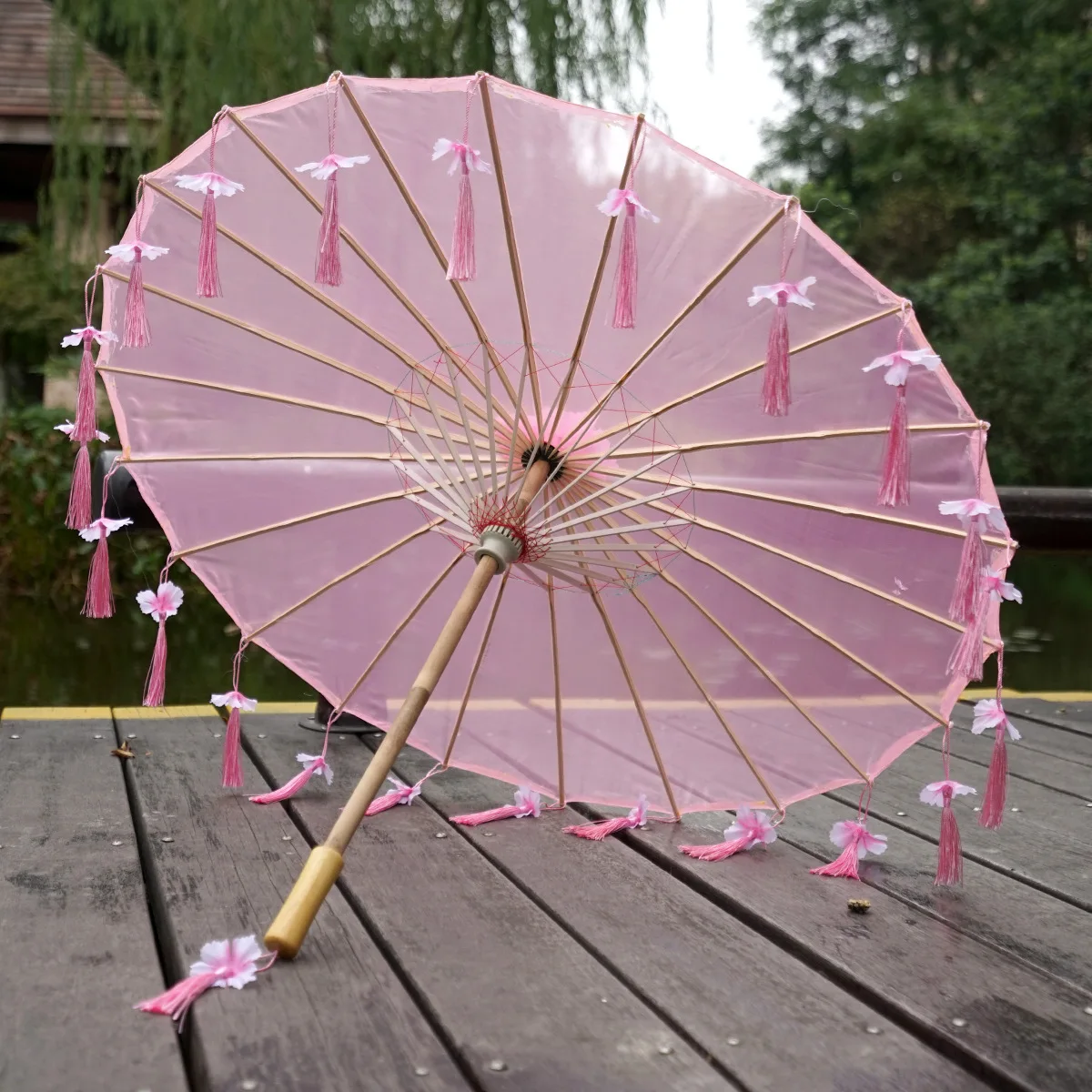 

Hanfu Photography Prop Ancient Umbrella rain women Antique Tassels Umbrella Photograph Dance Umbrella Cos Game parasol Japan