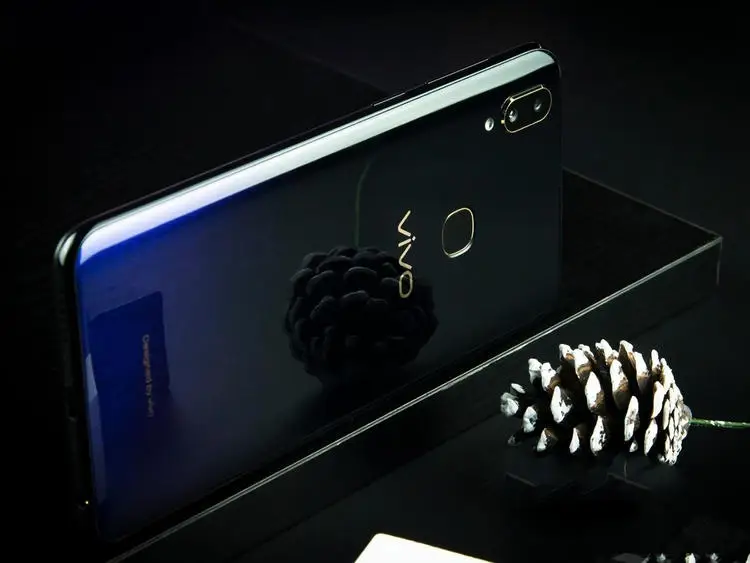 Vivo Z3 мобильный телефон 4G LTE Snapdragon 710/670 Восьмиядерный 4G/6G+ 64G/128G 6," FHD+ инфракрасный Телефон для пробуждения лица E Android 8,1
