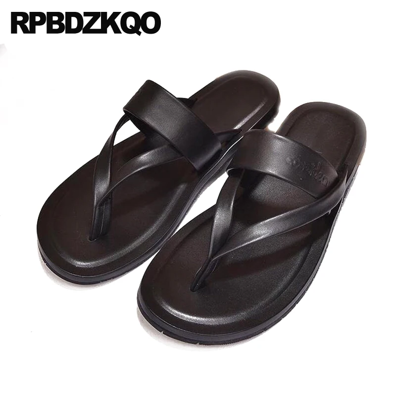 Шлепанцы мужские кожаные на ремешке сандалии-гладиаторы красивые пляжные