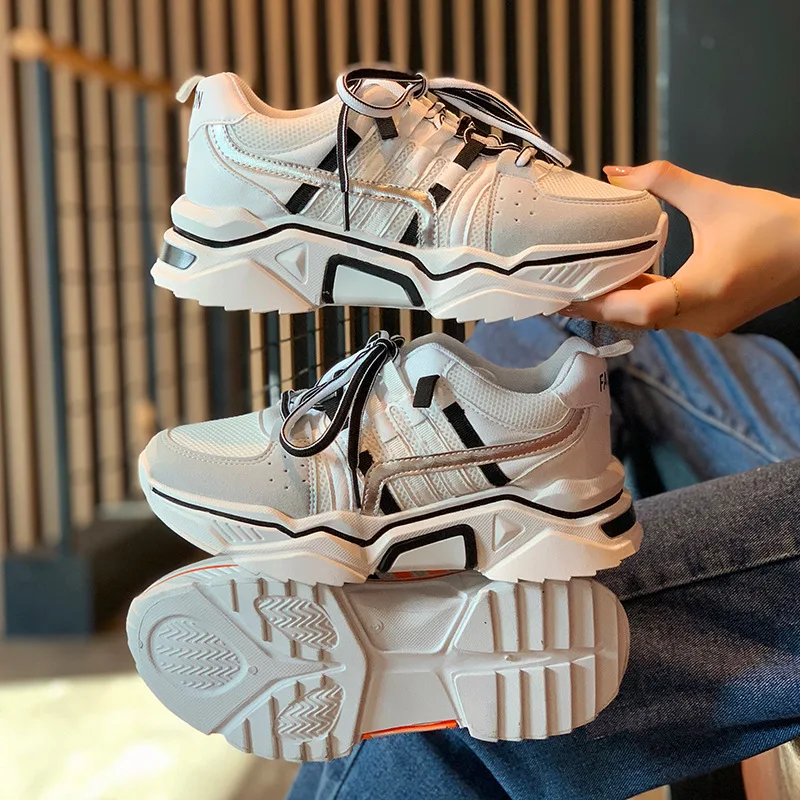 Новинка женские кроссовки с принтом сетчатая обувь на плоской подошве сезон