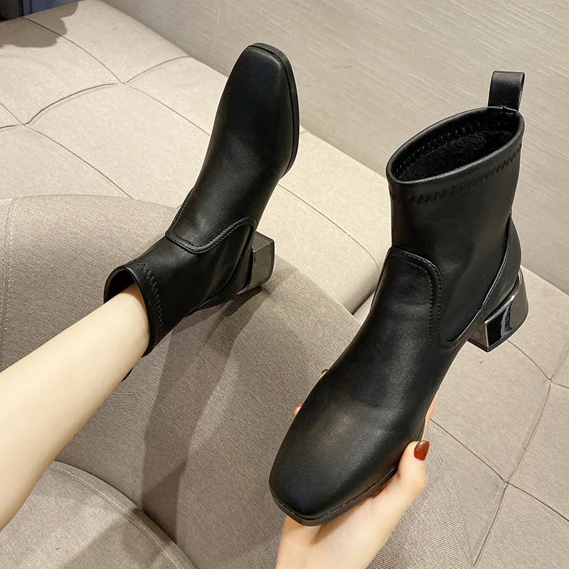Высококачественные женские ботинки с острым носком кожаные популярные весенние