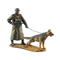 135 scale die cast resin model of german soldiers and police dogs unpainted