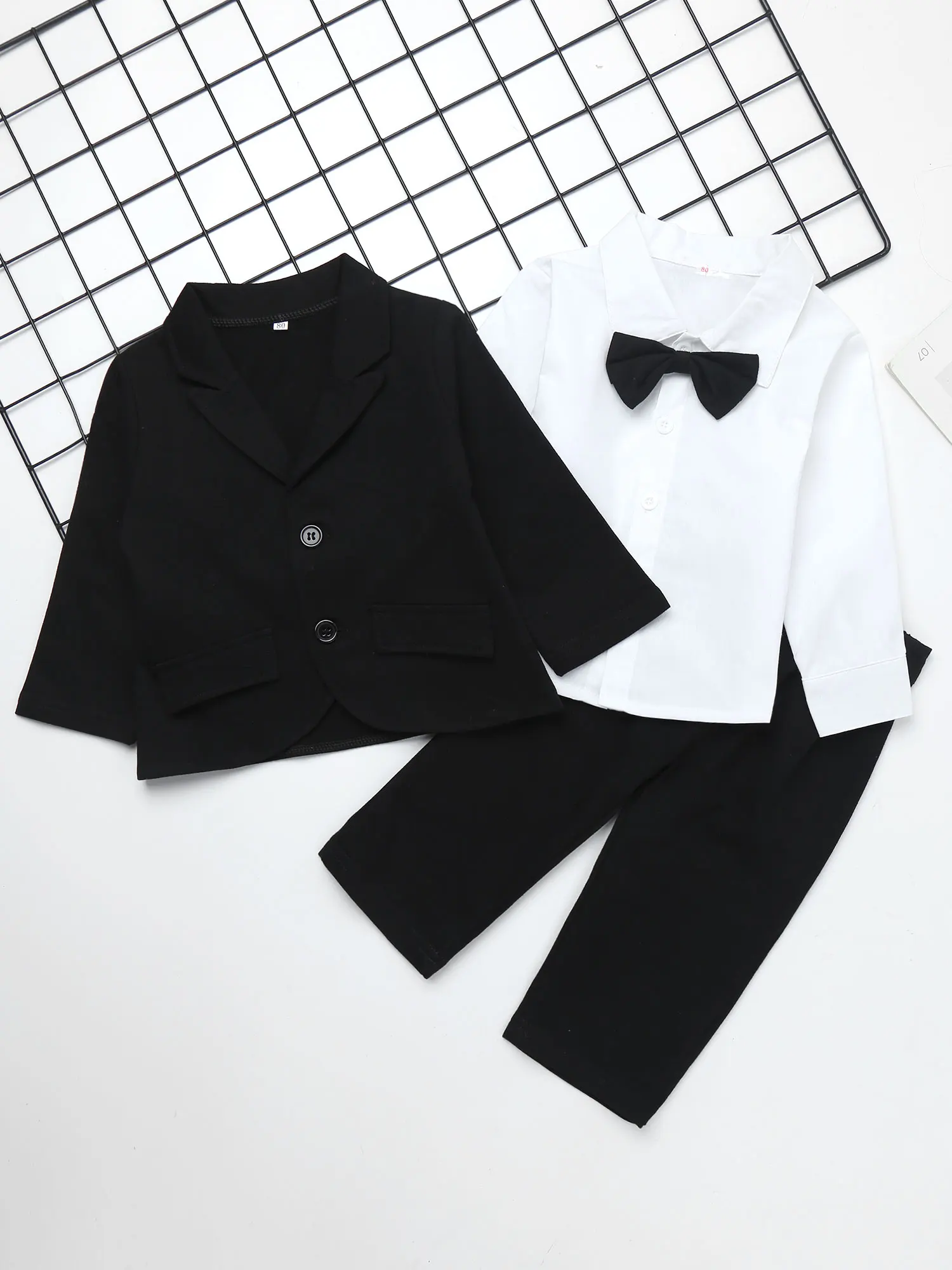 

Children's Gentleman Clothes Set Boy Suit Bow Tie White Shirt + Single-Breasted Blazer Suit Coat + Trousers 3Pcs Kids Party Suit
