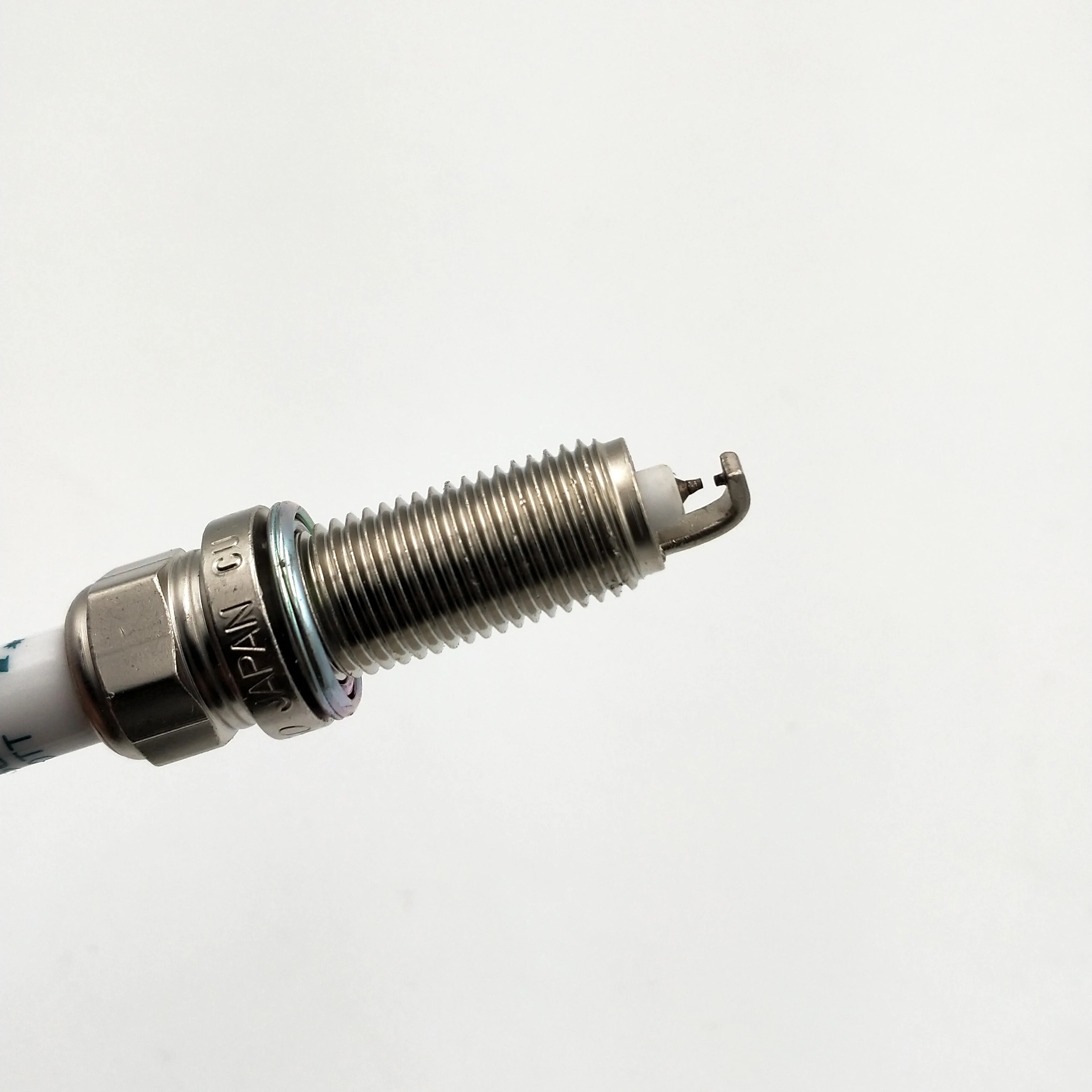 4PCS/LOT 4711 IXEH20TT Iridium Spark Plug Fit For Mazda Toyota | Автомобили и мотоциклы