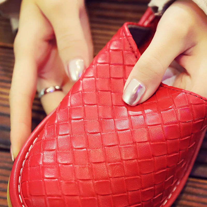 Мужские плетеные кожаные шлепанцы коричневые домашние тапки унисекс меховые