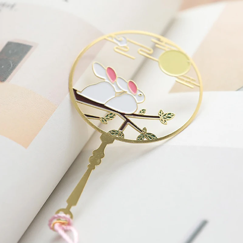 

Forbidden City Bookmark Rabbit Decorations Culture Tassel Creative Metal Hollow Classical Chinese Style Stationery Art Gift