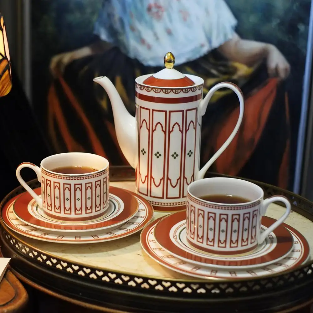 

Ceramic Coffee Set Porcelain Cups & Saucers Tea Pot Milk Water Mugs Kitchen Dinnerware Wedding Gift Present Red Green 7 Pcs