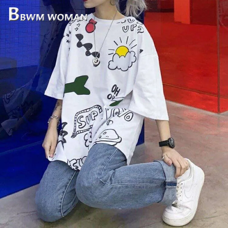 Женская футболка с фруктовым принтом авокадо зеленая круглым вырезом в стиле