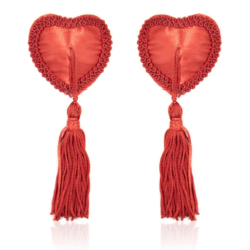 Эротическое женское нижнее белье с пастой на груди кисточками в форме сердца |