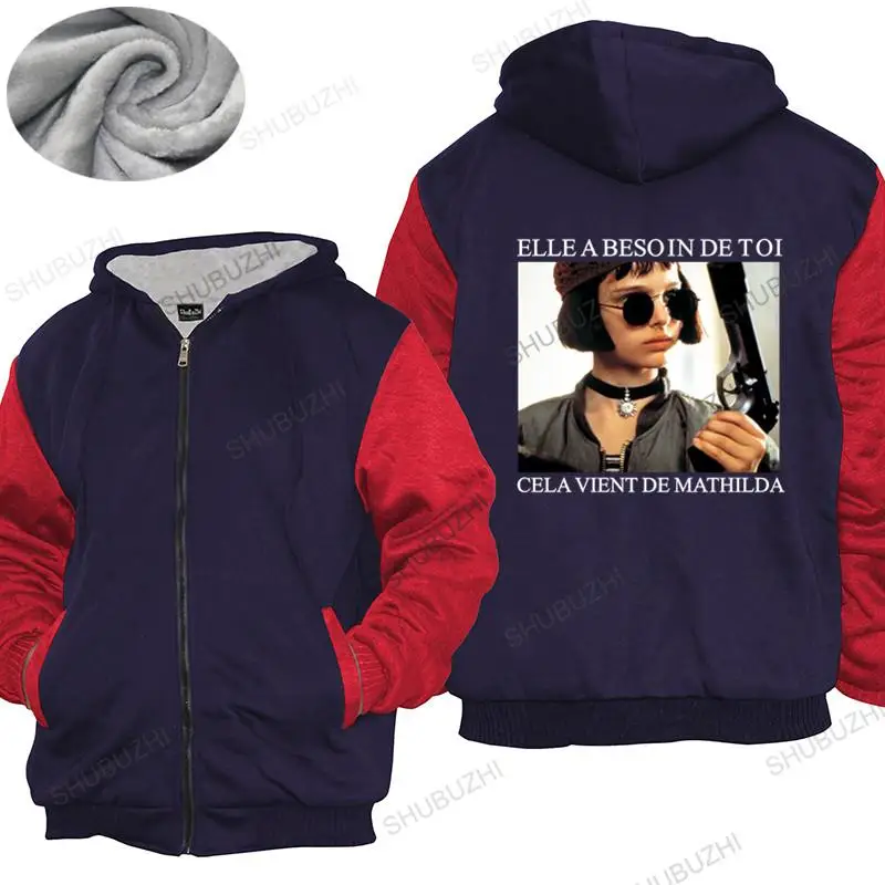 

Hoodies & Sweatshirts