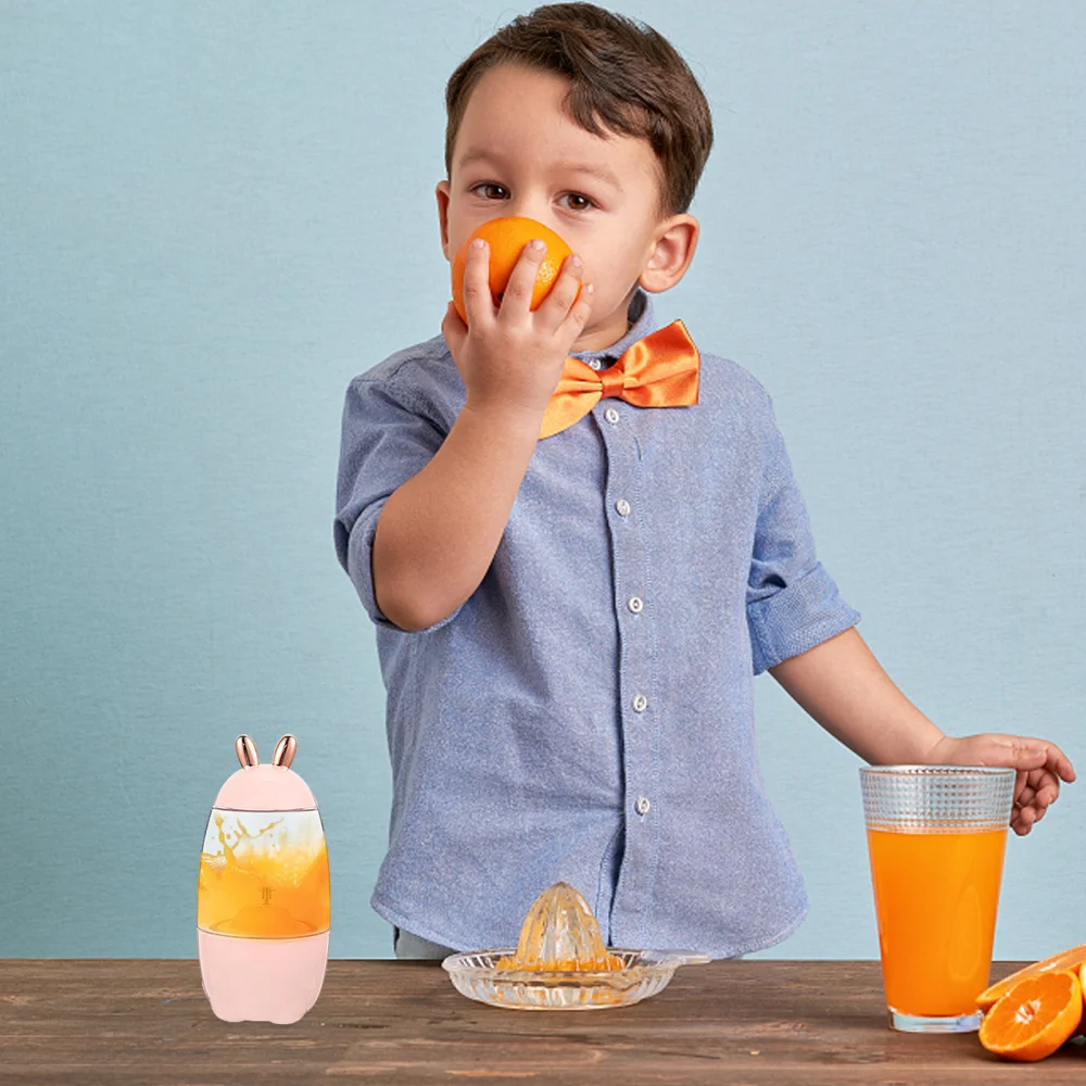 

1Pc Mini Electric Juicer Portable Fruit Juicer Fruits Squeezer Orange Juicer