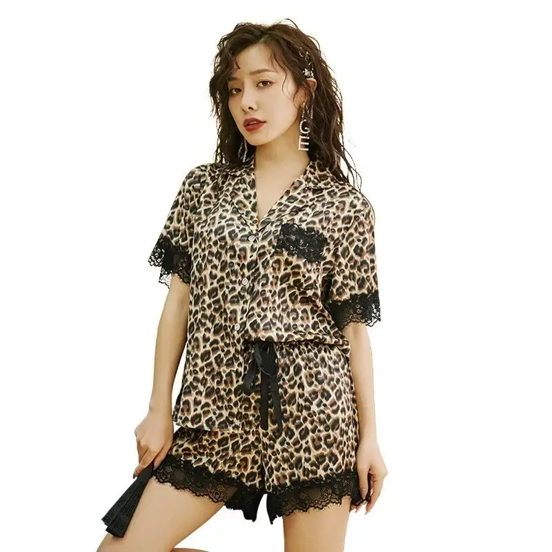 

2020 Sexy Leopard Lace Pajamas Set for Women Leisure Faux Silk Pyjamas Femme Nightwear Short Sleeves Sleepwear Girls Homewear