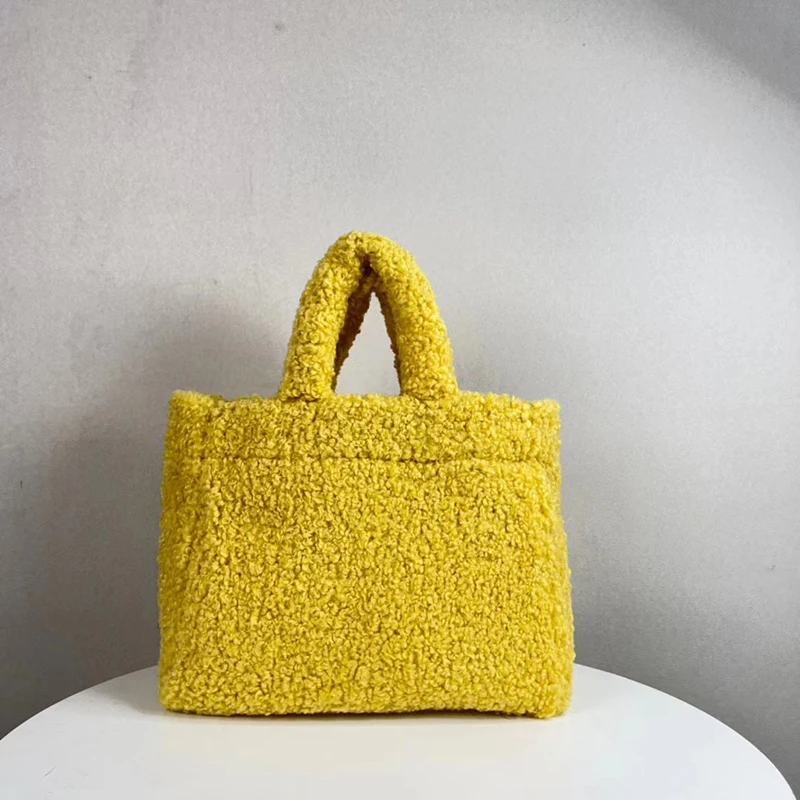 

New hot style ladies plush shopping bag handbag style cute fashion all-match large-capacity shoulder bag